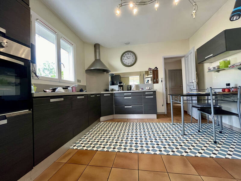 Vente maison 7 pièces 177 m² à Bourg-lès-Valence 26500