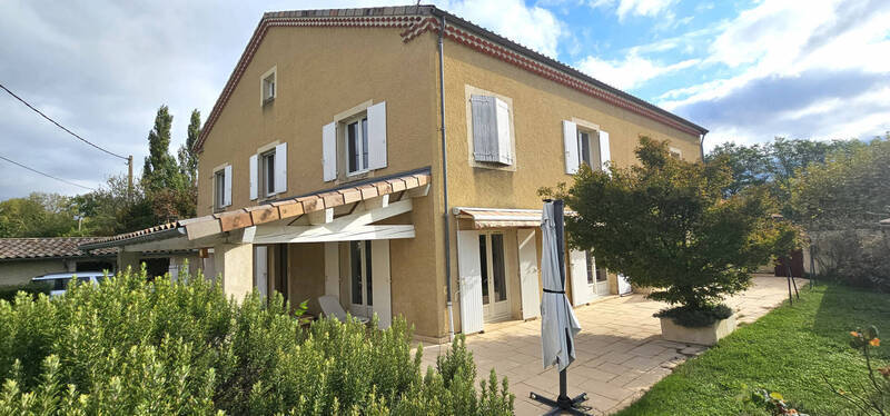 Vente maison 9 pièces 270 m² à Beaumont-lès-Valence 26760