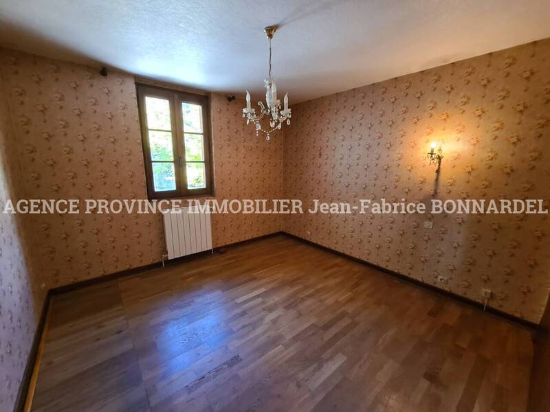 Vente maison 4 pièces 111 m² à Saint-Restitut 26130