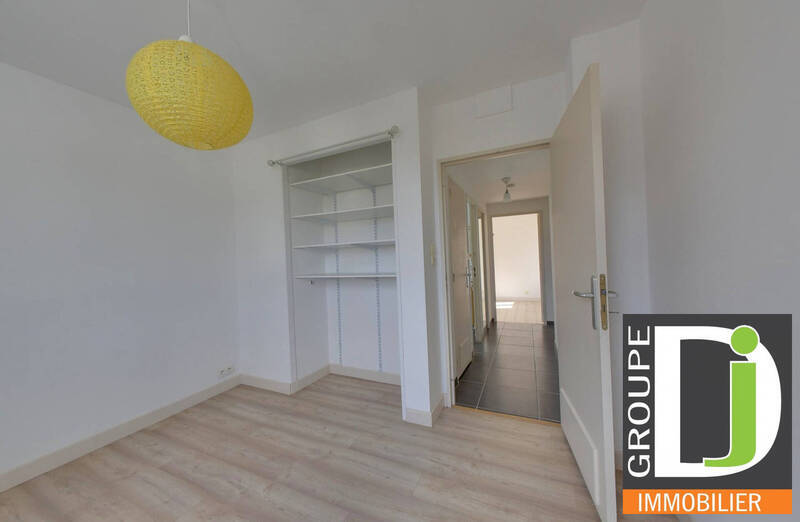 Vente appartement 4 pièces 73 m² à Crest 26400