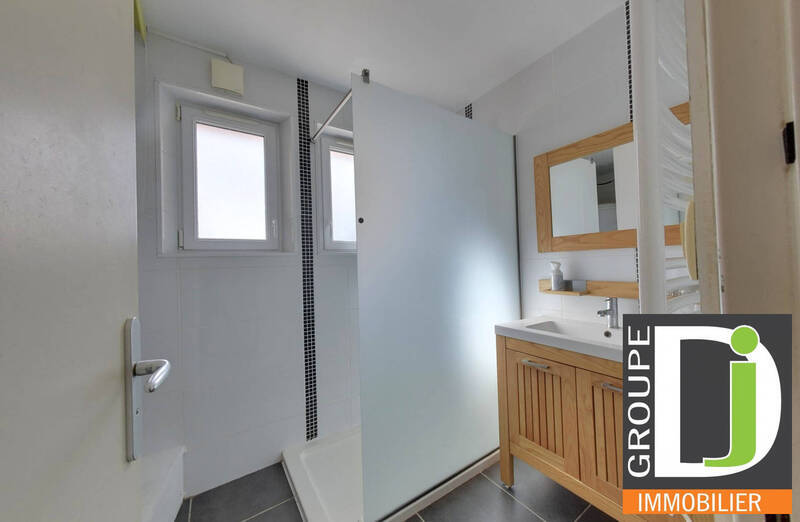 Vente appartement 4 pièces 73 m² à Crest 26400