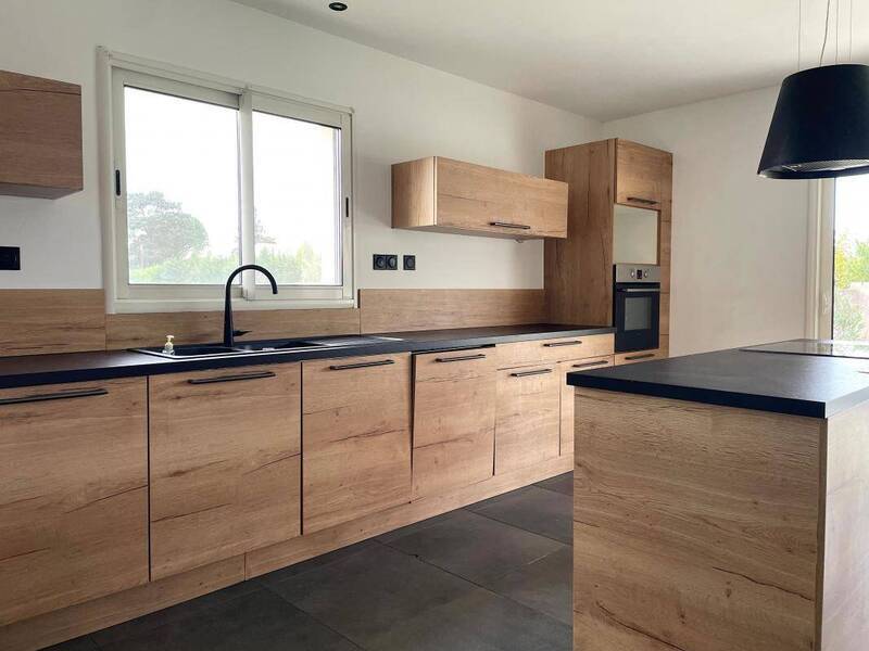 Vente maison 6 pièces 167 m² à Montélimar 26200