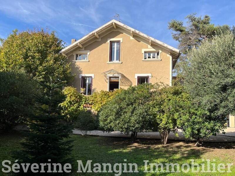 Vente maison 7 pièces 154 m² à Romans-sur-Isère 26100