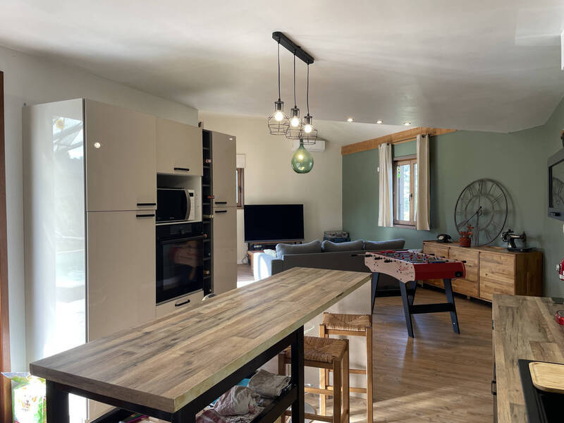 Vente maison 7 pièces 140 m² à Saint-Maurice-d'Ibie 07170