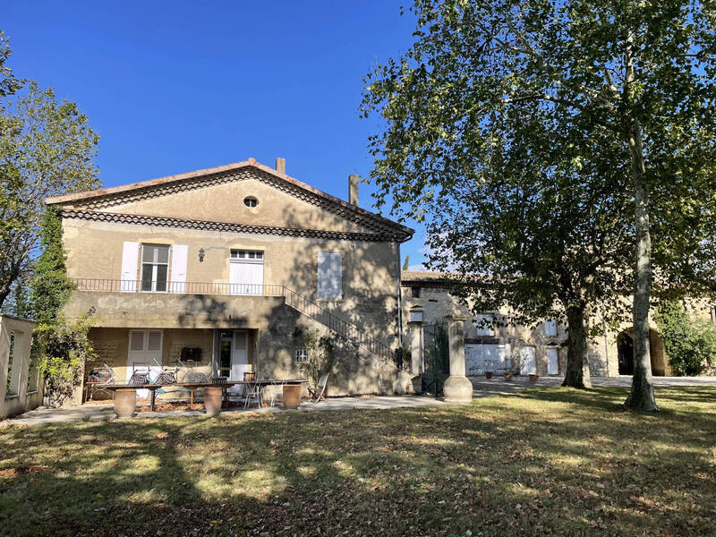 Vente maison 12 pièces 420 m² à Étoile-sur-Rhône 26800