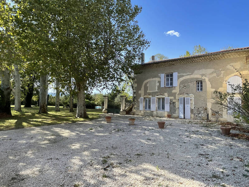 Vente maison 12 pièces 420 m² à Étoile-sur-Rhône 26800