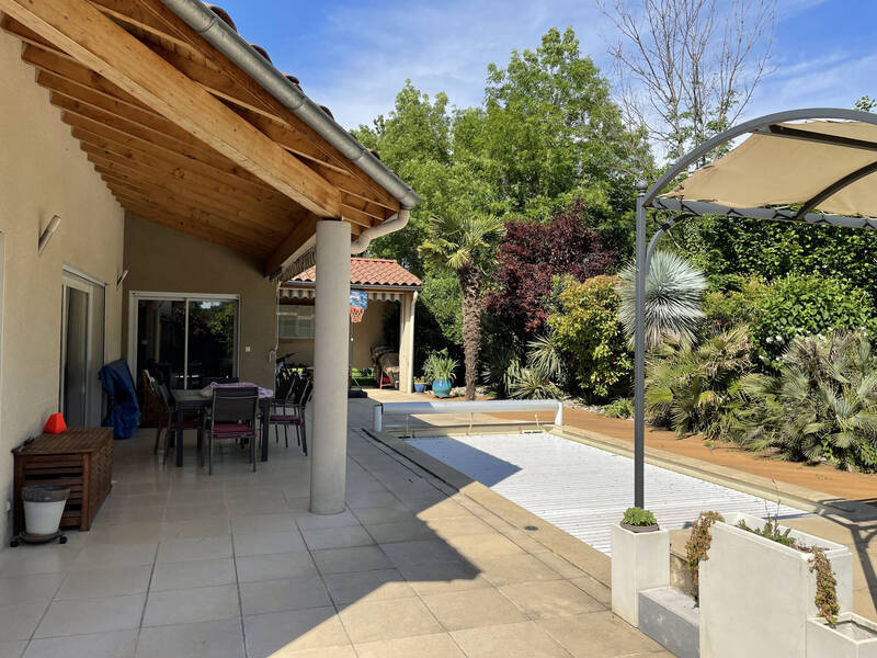 Vente maison 7 pièces 170 m² à Bourg-lès-Valence 26500