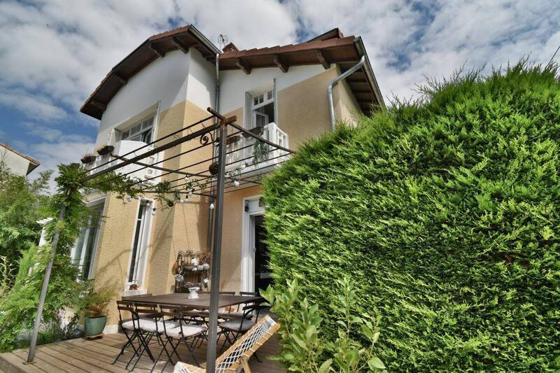 Vente maison 8 pièces 220 m² à Romans-sur-Isère 26100