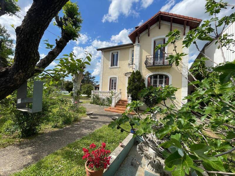 Vente maison 7 pièces 150 m² à Romans-sur-Isère 26100