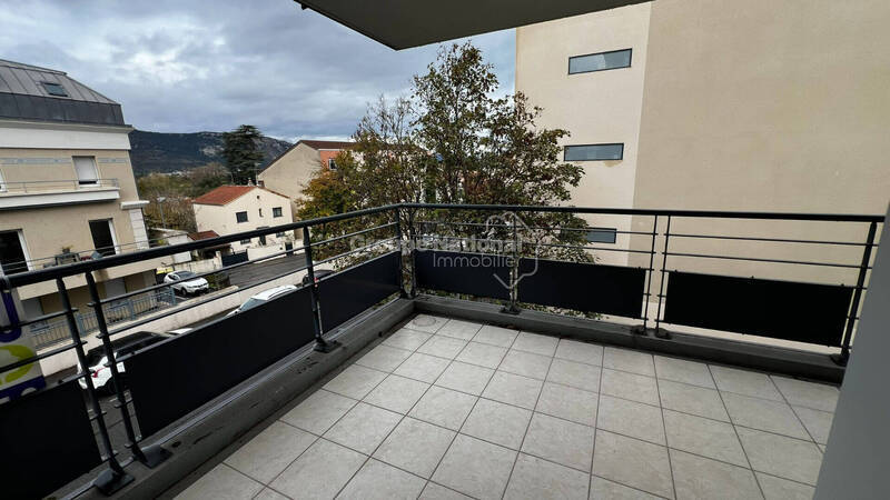 Vente appartement 4 pièces 84 m² à Valence 26000