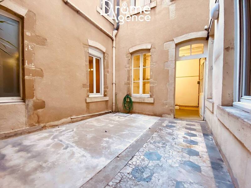 Vente appartement 6 pièces 173 m² à Valence 26000