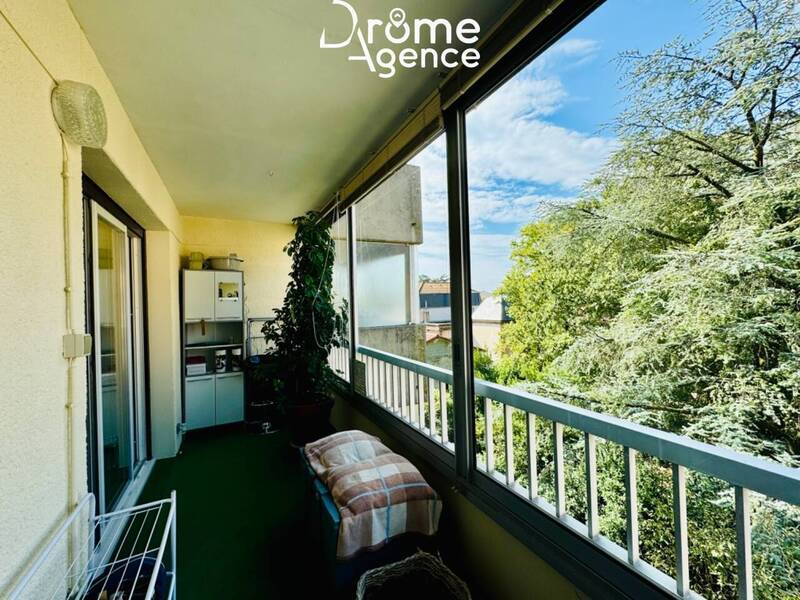 Vente appartement 3 pièces 64 m² à Romans-sur-Isère 26100