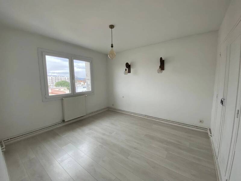 Vente appartement 4 pièces 81 m² à Valence 26000