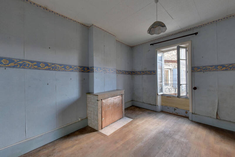 Vente maison 5 pièces 90 m² à Saint-Laurent-du-Pape 07800