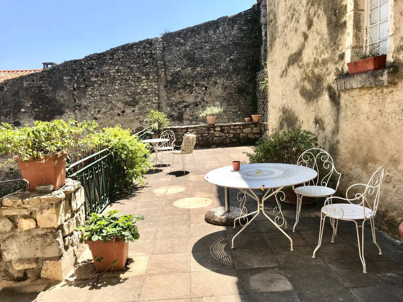 Vente maison 529 m² à Baix 07210