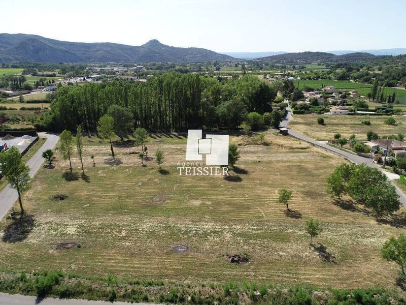 Vente terrain à Vallon-Pont-d'Arc 07150