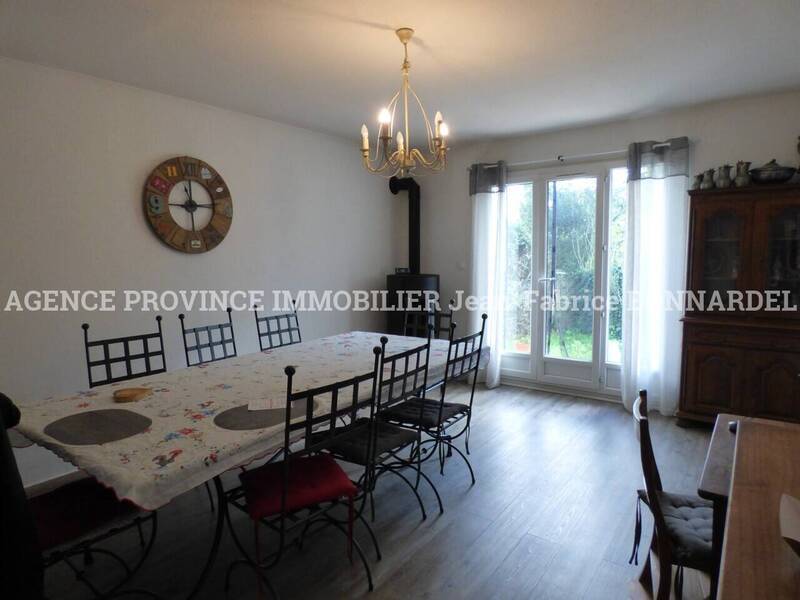 Vente maison 4 pièces 92 m² à Saint-Paul-Trois-Châteaux 26130