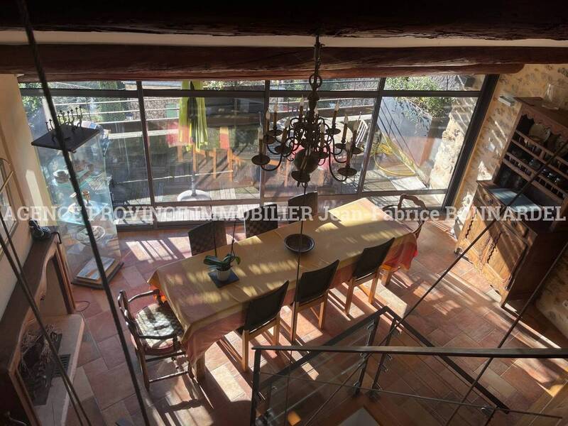 Vente maison 10 pièces 258 m² à Grignan 26230