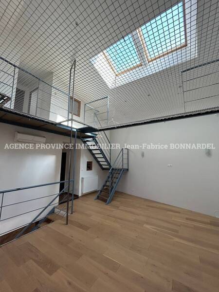 Vente maison 11 pièces 201 m² à Valréas 84600