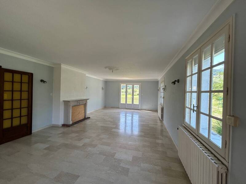 Vente maison 7 pièces 135 m² à Saint-Priest 07000