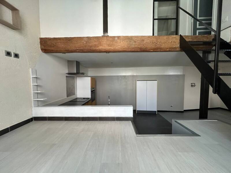 Vente appartement 4 pièces 76 m² à Privas 07000