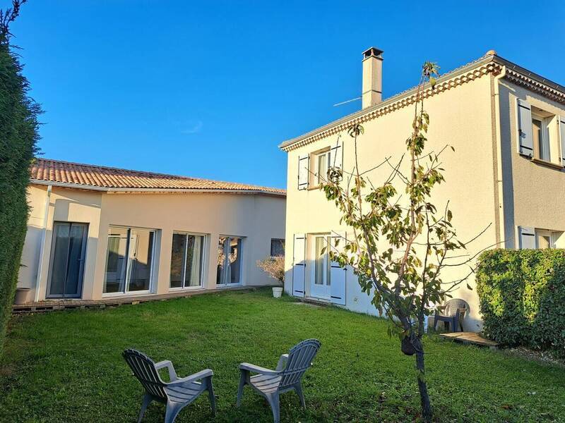 Vente maison 5 pièces 171 m² à Romans-sur-Isère 26100