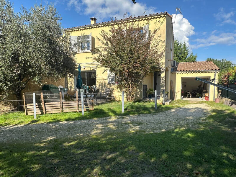 Vente maison 4 pièces 109 m² à Montélimar 26200