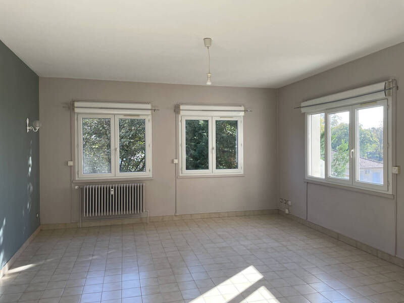 Vente appartement 5 pièces 74 m² à Aubenas 07200