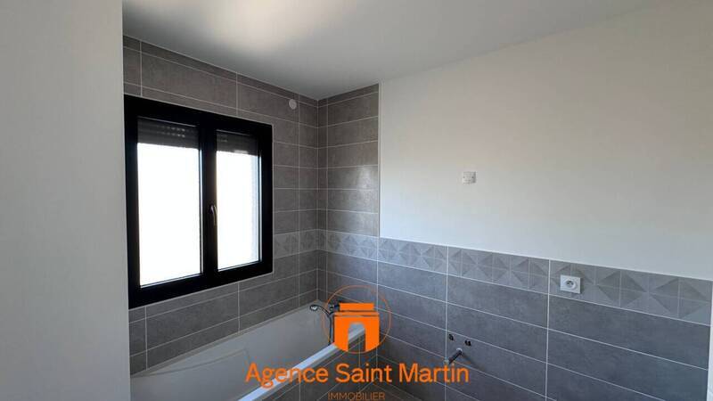 Vente maison 4 pièces 87 m² à Montélimar 26200