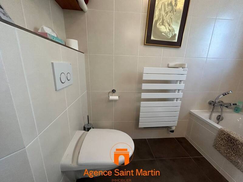 Vente maison 7 pièces 218 m² à Montélimar 26200