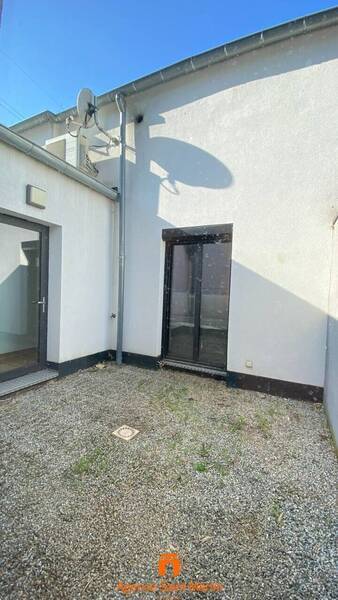 Vente maison 4 pièces 101 m² à Montélimar 26200