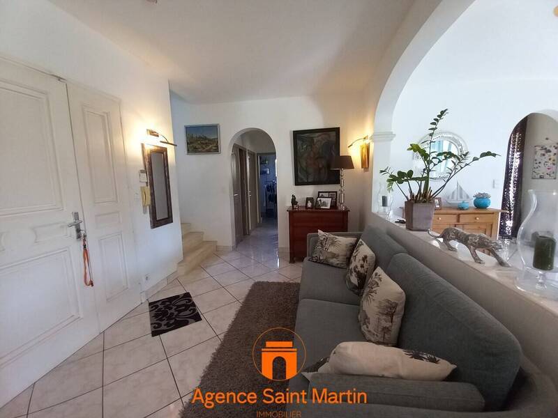 Vente maison 5 pièces 1 m² à Montélimar 26200