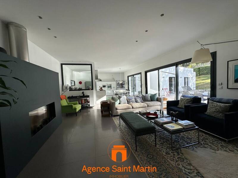 Vente maison 7 pièces 200 m² à Montélimar 26200