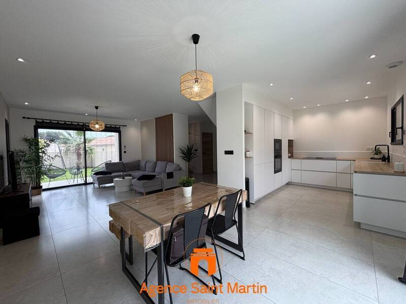 Vente maison 5 pièces 130 m² à Montélimar 26200