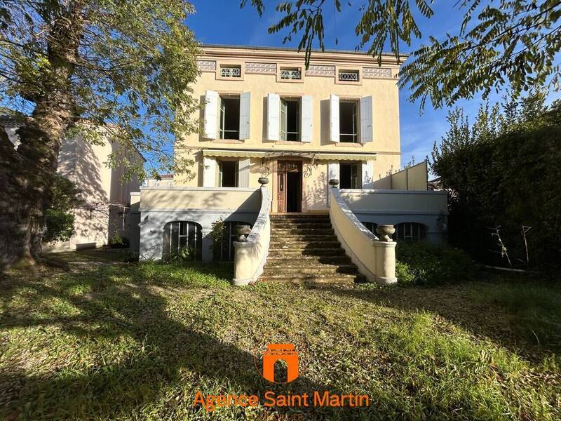 Vente maison 9 pièces 240 m² à Montélimar 26200