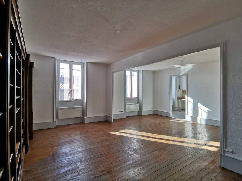 Vente appartement 3 pièces 135 m² à Aubenas 07200