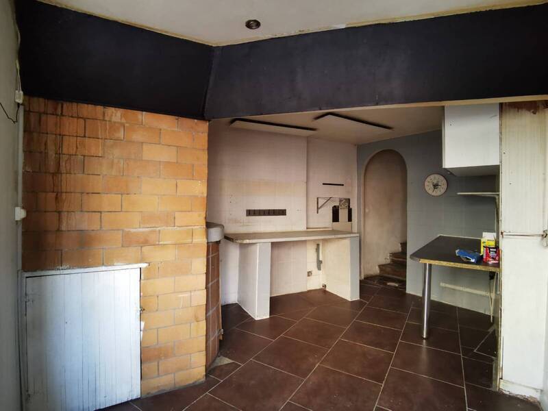 Vente local à Aubenas 07200 102 000 €