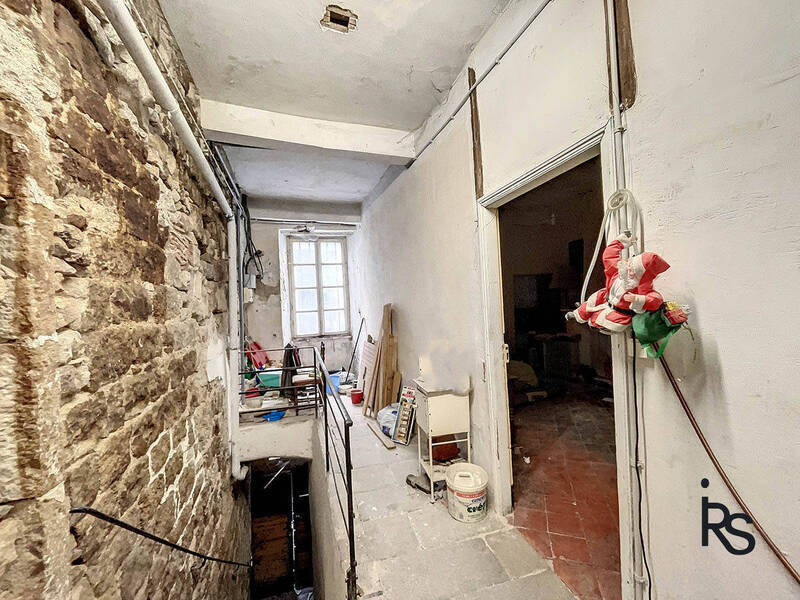 Vente maison 10 pièces 267 m² à Largentière 07110