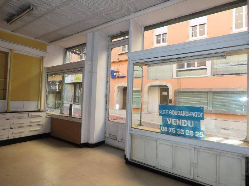 Vente local à Annonay 07100 13 000 €