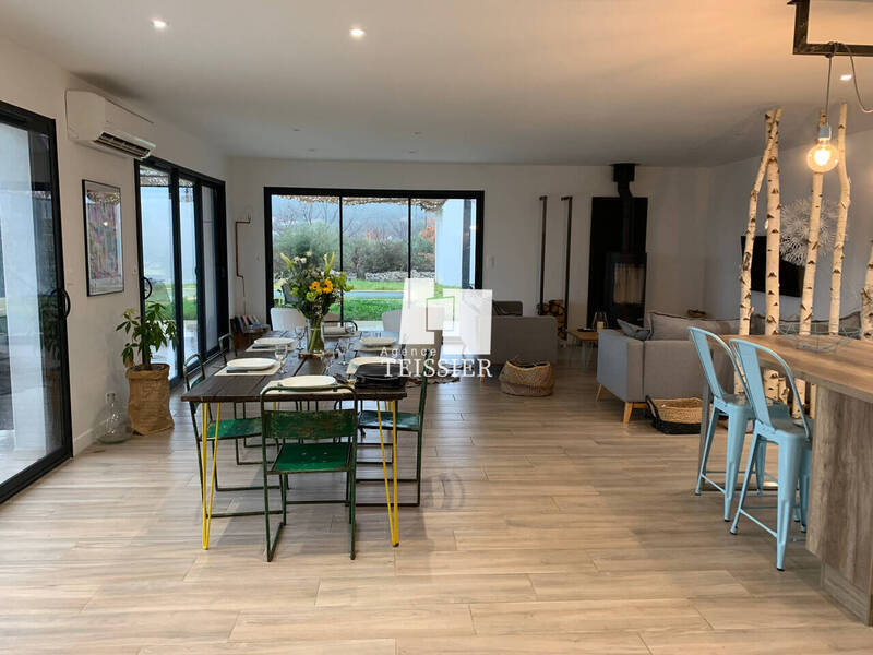 Vente maison 4 pièces 135 m² à Les Vans 07140