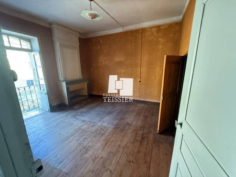 Vente maison 8 pièces 177 m² à Lagorce 07150