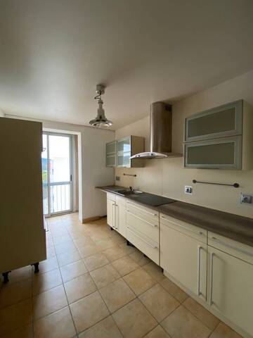Vente Appartement 5 pièces 98 m² Privas 07000