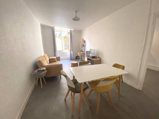 Location Appartement 2 pièces 56 m² Romans-sur-Isère 26100