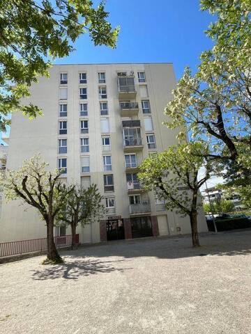 Vente Appartement 3 pièces 82 m² Romans-sur-Isère 26100