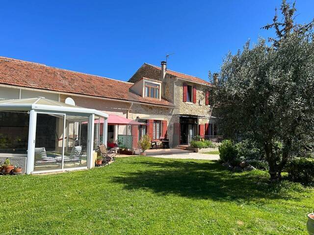 Vente Maison 6 pièces 207 m² Nyons 26110