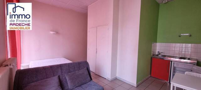 Location Appartement 1 pièce 26 m² Privas 07000