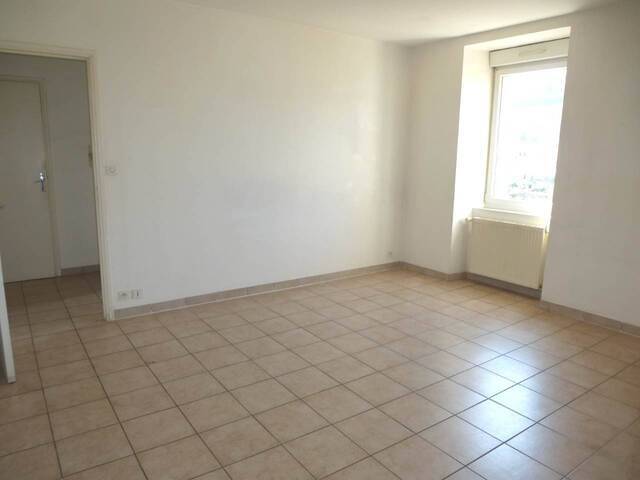 Location Appartement 3 pièces 53 m² Aubenas 07200