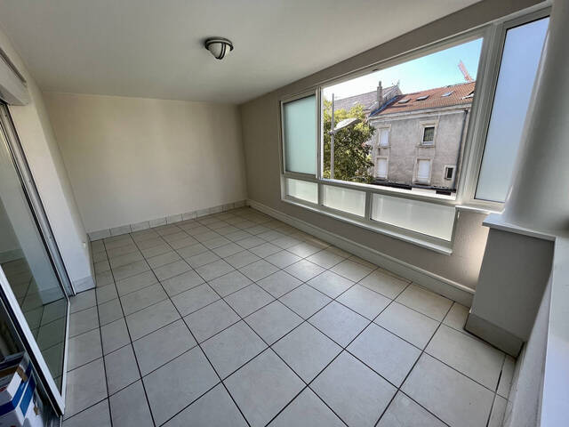 Vente Appartement 5 pièces 104 m² Valence 26000