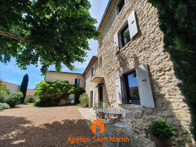 Vente Maison 9 pièces 230 m² Montélimar 26200