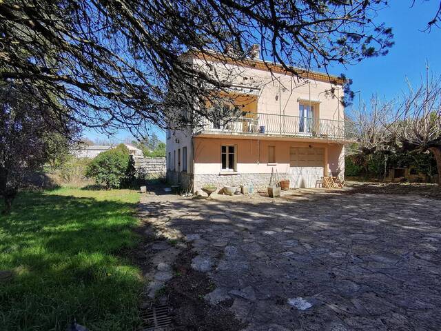 Vente Maison 6 pièces 124 m² Saint-Maurice-d'Ardèche 07200